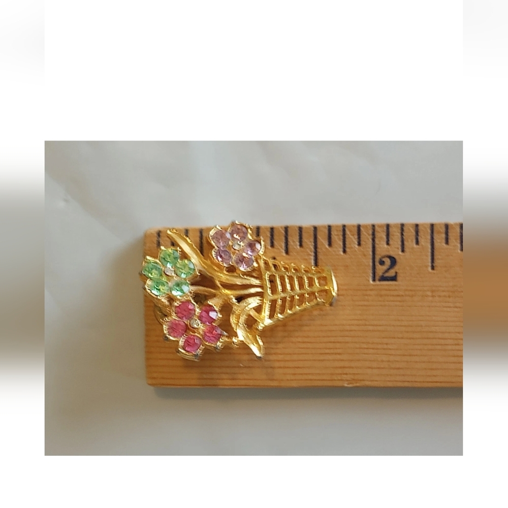 Flower Basket Brooch Pin Unsigned Gold Tone Pink/Green/Purple See Description - Picture 12 of 12